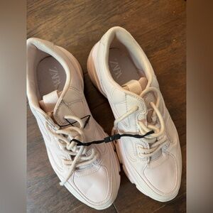 Zara Sneakers